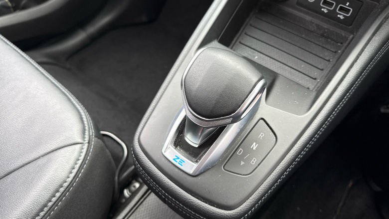 Renault Zoe 100kW GT Line + R135 50kWh Rapid Charge 5dr Auto Electric Hatchback